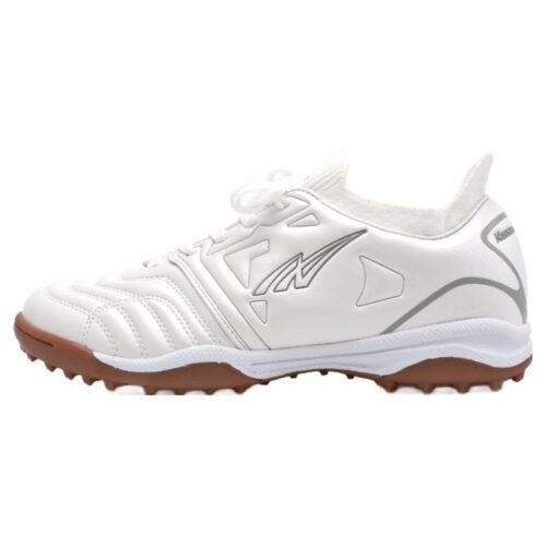 필드 위 당신을 빛나게 할 선택: NASSAU 라이트컵 풋살화 솔직 후기!