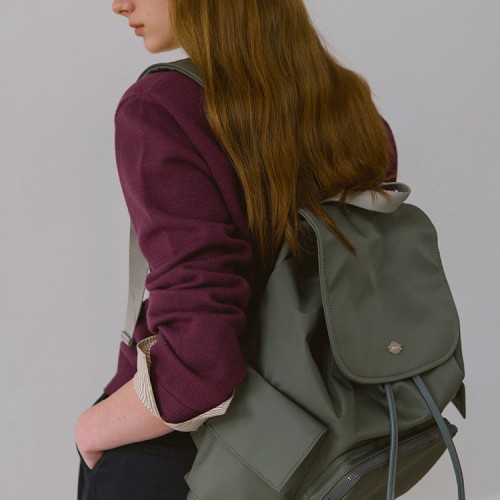 가볍고 스타일리시한 엽페 포켓 나일론 백팩, 왜 이제야 만났을까?