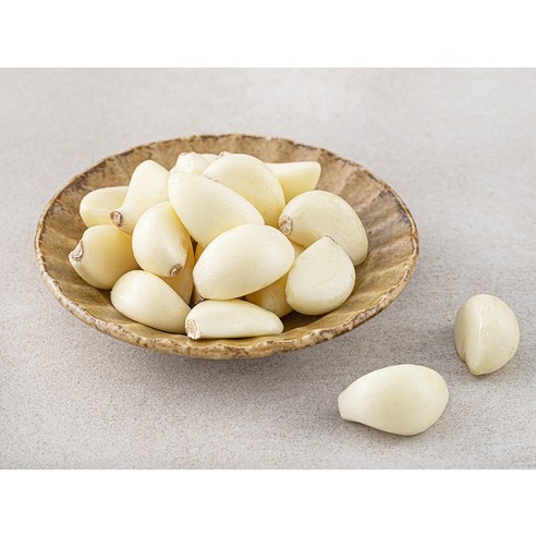 요리 시간 단축 끝판왕! 신선한 깐마늘 80g으로 간편하게 즐기세요