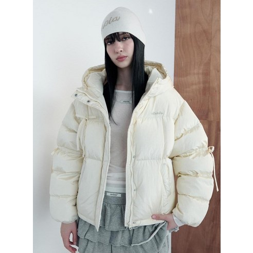 로라로라 여성용 리본 다운 숏 패딩, 사랑스러움과 따뜻함을 동시에!