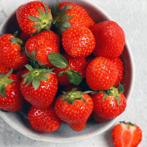 맛과 건강을 한번에! 냉동 과일 1KG 모음전으로 우리 집 카페 완성!