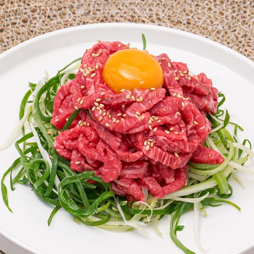 집에서 즐기는 1++ 투뿔 한우 육회, 이 맛 실화야? 엄마네한우 솔직 후기!