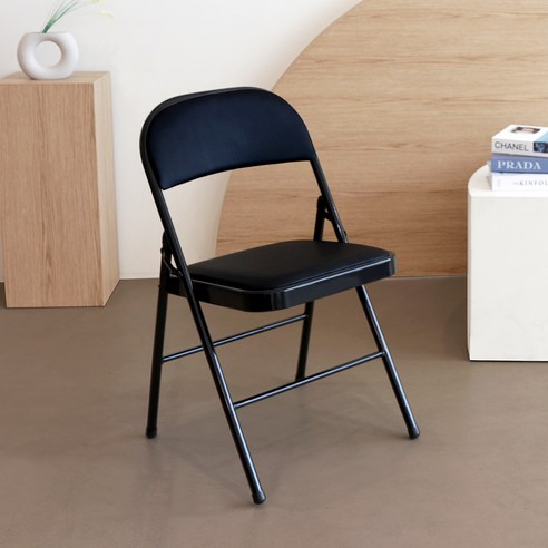 우리 집 필수템! 코멧 가죽 쿠션 접이식의자, 공간도 마음도 편안해져요