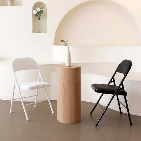 우리 집 필수템! 코멧 가죽 쿠션 접이식의자, 공간도 마음도 편안해져요