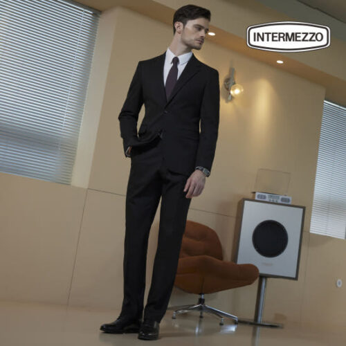 가을/겨울 필수템! 웅니버스 인터메조 수트, 세련됨의 완성 (25 FW 2세트)