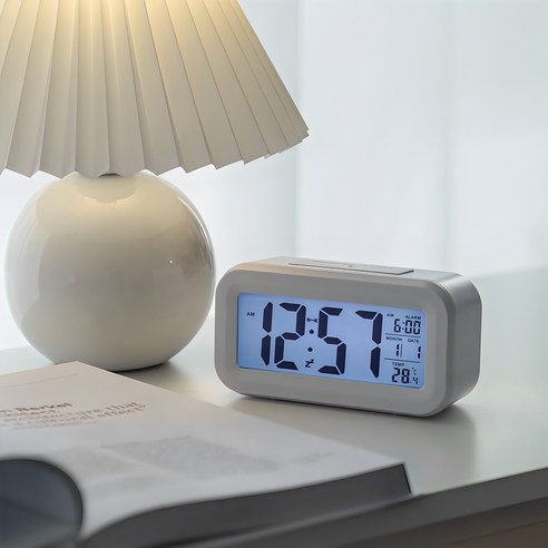 책상 위 필수템! 홈플래닛 디지털 탁상용 시계, 직접 써보니?