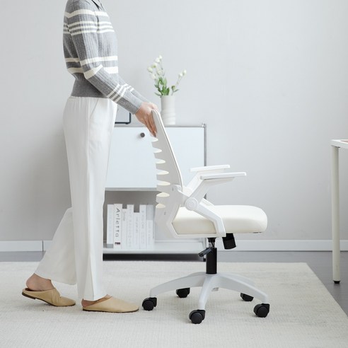 오래 앉아도 편안해! 푹신한 컴퓨터 의자 투에스리빙 솔직 후기