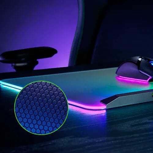 게이밍 감성 끝판왕! 레이저 파이어플라이 V2 PRO RGB 마우스패드 솔직 후기