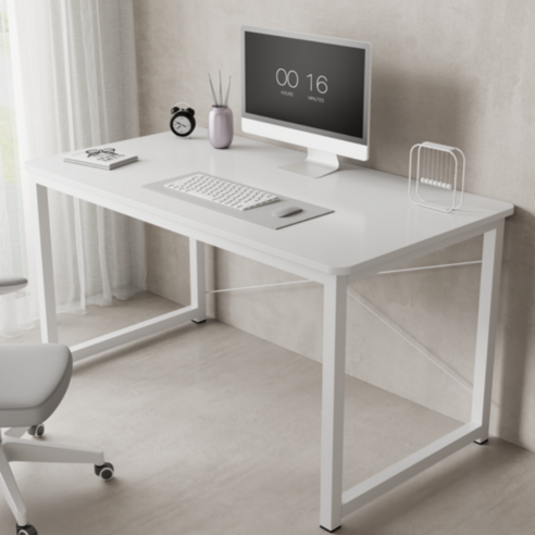 좁은 공간도 문제없어! kurua 튼튼한 1인용 컴퓨터 책상 추천