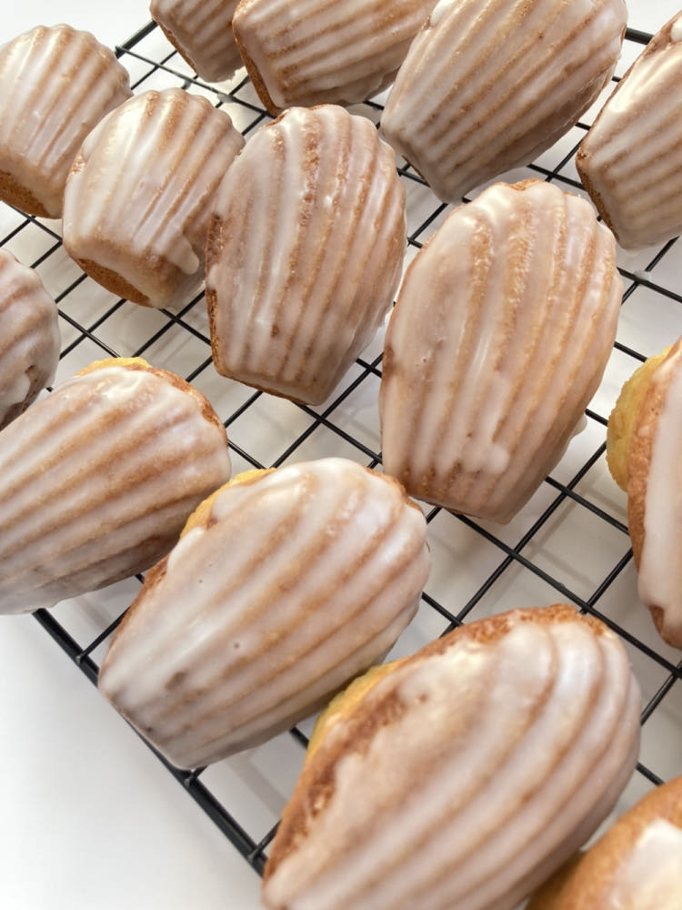 집에서 즐기는 달콤한 행복, 촉촉한 수제 마들렌 4종 후기!