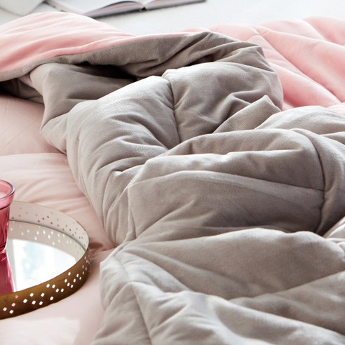 겨울밤 꿀잠의 비결! 코멧 홈 양면 극세사 솔리드 차렵이불 내돈내산 후기