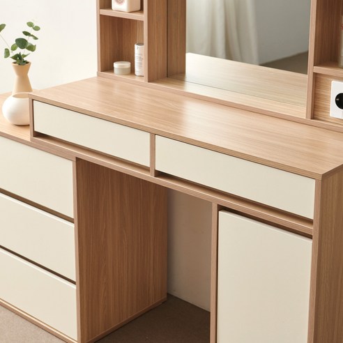 내 방의 작은 변화, 파로마 로이스 1000 LED 확장형 3단 화장대 솔직 후기!